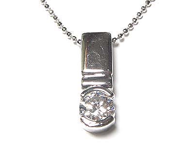 Crystal pendant necklace