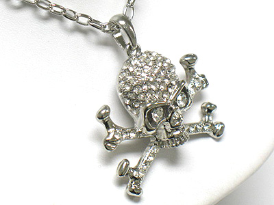 Crystal skull pendant necklace