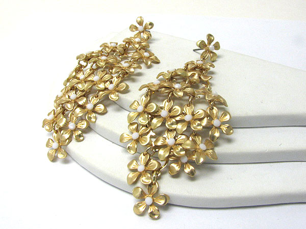 Multi metal flower link cascade earring