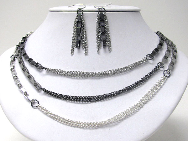 Triple metal chain necklace earring set