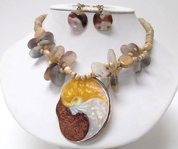 Muti wooden disk and shell disk drop conch shell pendant necklace earring set