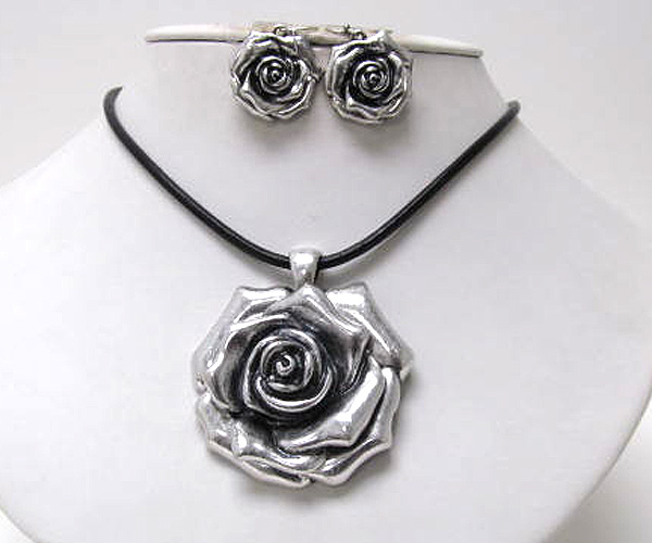 Metal flower drop down cord necklace earring set