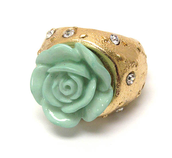 Acrylic rose and crystal deco stretch ring