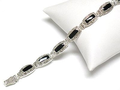 Metal filigree link magnetic closure bracelet