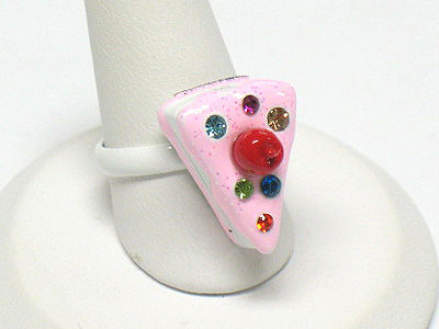 Enameled metal crystal miniature cake ring - adjustable size