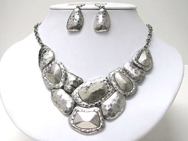 Hammered and textured metal piece link necklace earring set