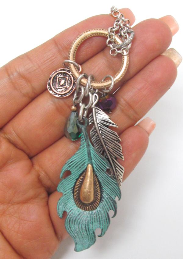 Vinatge charm feather multi metal necklace