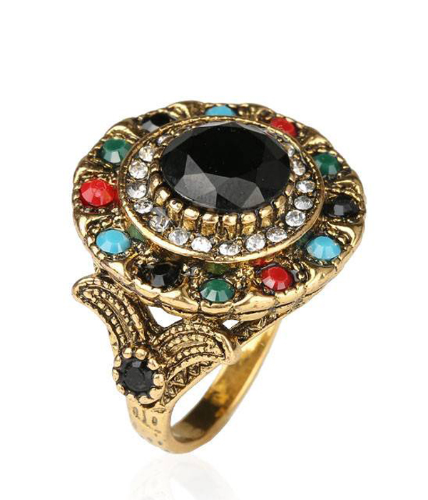 Vintage style crystal and beads deco ring