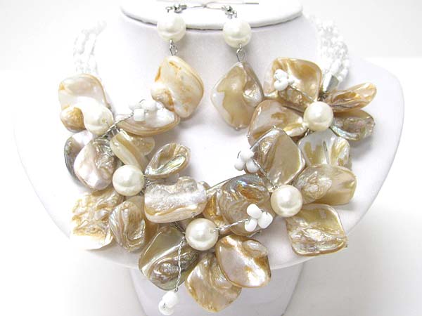 Sea shell multi flower and seed beads necklace earring set