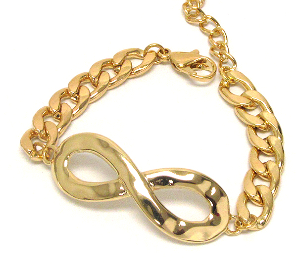 Hammered and curved infinitie and thick metal chain bracelet