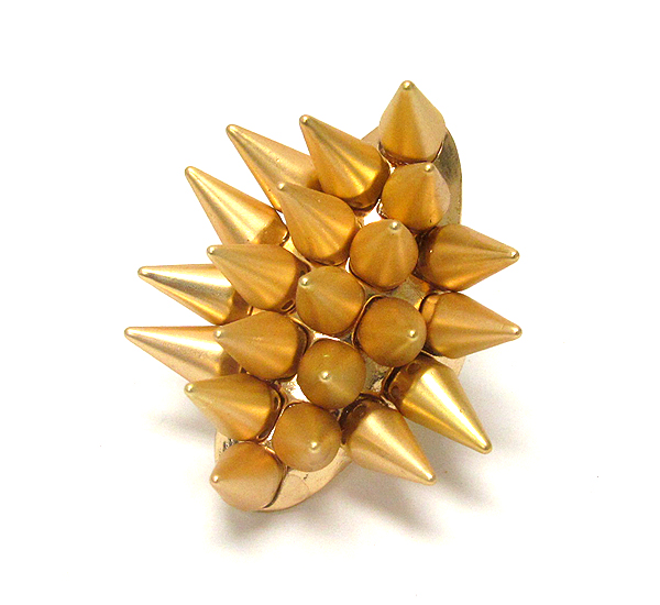 Multi spike knuckle stretch ring