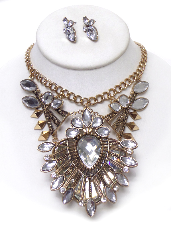 Multi crystal chunky statement necklace set
