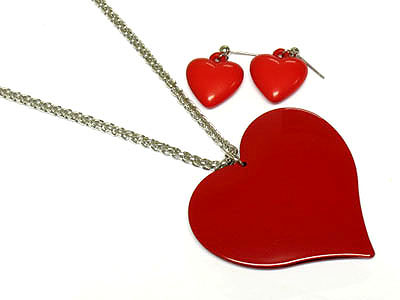 Large acryl heart necklace and earring set