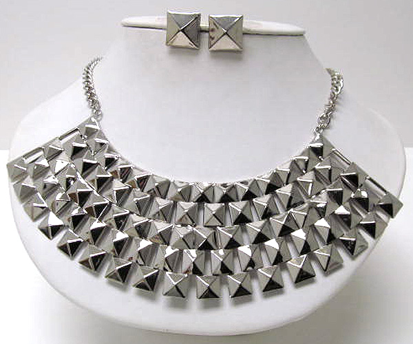 Multi metal spike fashion bib style earring set