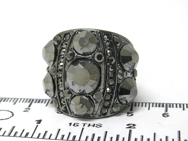 Glam punk rock multi size crystal stretch ring