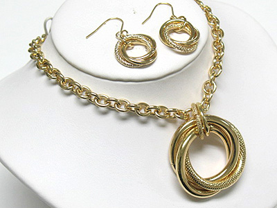 Triple braid ring chain necklace and earring set