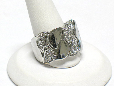 Crystal anccent metal ring