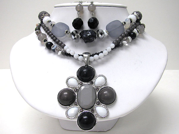 Boutique style stone and beads art deco multi strand necklace earring set