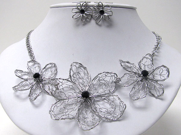 Black crystal center 3 wire flower link necklace earring set