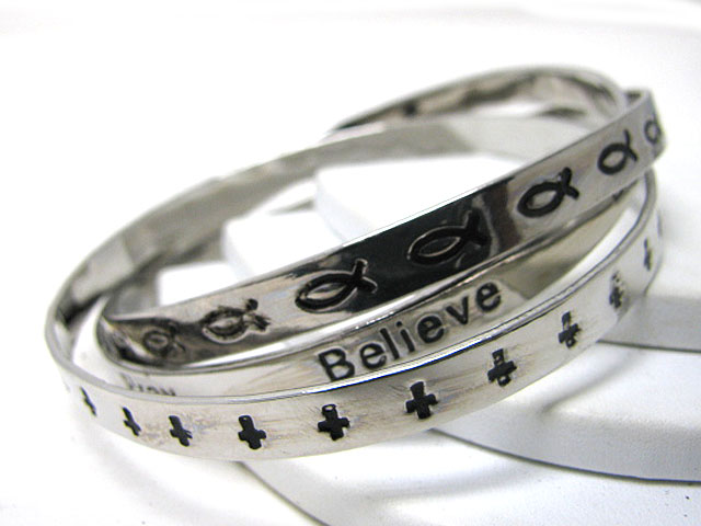 Christian theme three interlink metal bangle