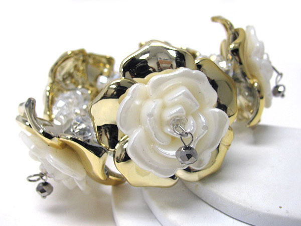 Acrylic flower and metal deco stretch bracelet