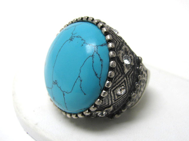 Turquoise stone and crystal side deco metal stretch ring