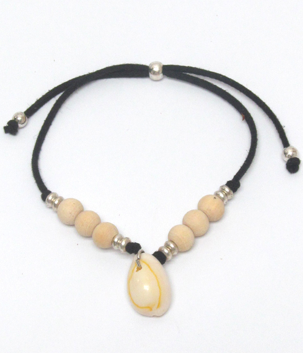 Shell suede pull and tie bracelet