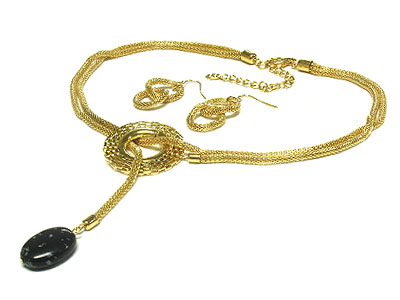 Designer style double mesh chain with a precious stone necklace and earring set 