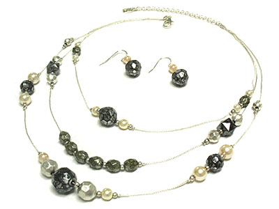 Multi strands with acrylic bead and pearl necklace and earring set  