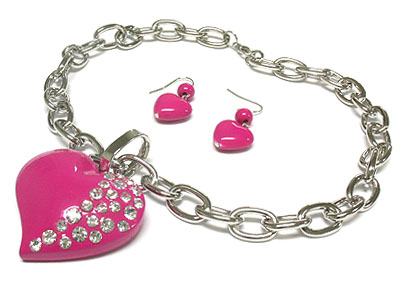 Crystal acryl heart pendant big chain necklace and earring set 