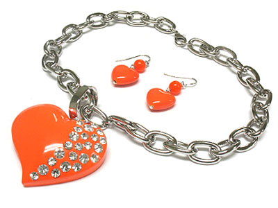 Crystal acryl heart pendant big chain necklace and earring set