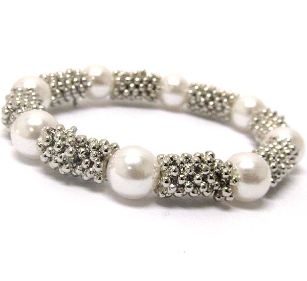 Multi pearls and small metal ball pattern stretch barcelet