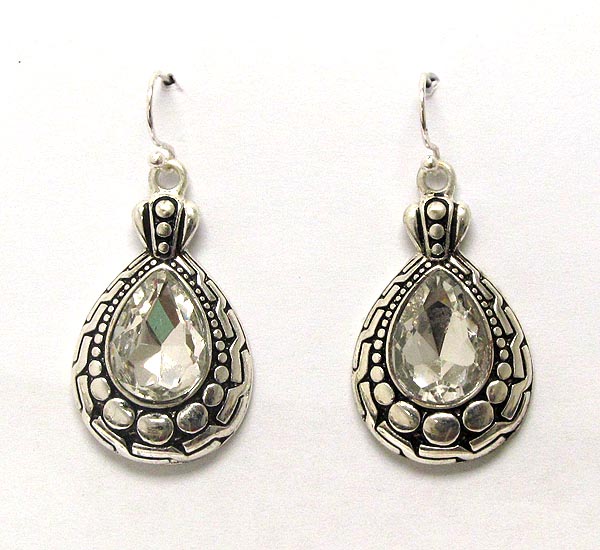 Facet glass and textured teardrop earring