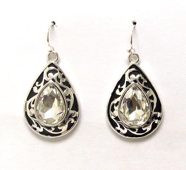 Facet glass and textured teardrop earring