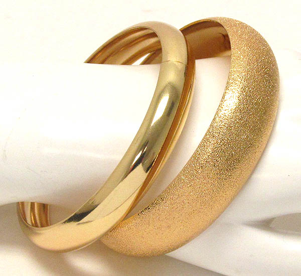 Sandpaper textured metal bangle set of 2