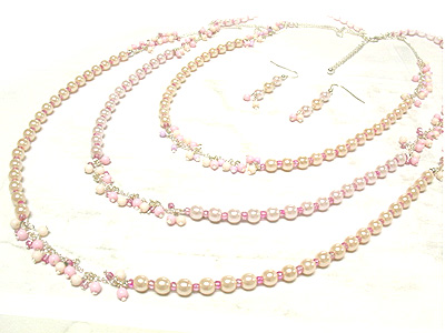 Triple layer acrylic pearl beads neckalce and earring set