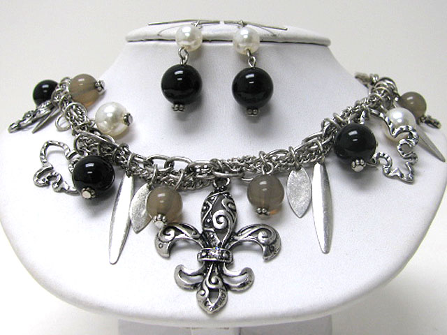 Multi fleur de lis charm and pearl beads dangle necklace earring set