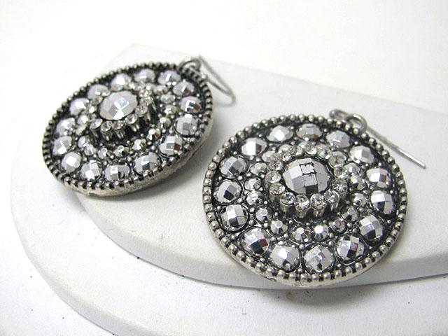 Crystal and metallic stone combo round earring