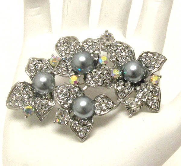 Crystal and center pearl deco multi flower brooch