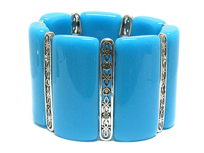 Large acryl and metal link stretch bracelet