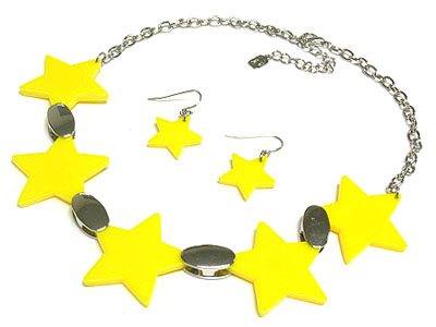 Multi acryl star metal link necklace and earring set 