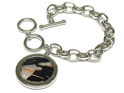 Metal side shell disk charm toggle bracelet