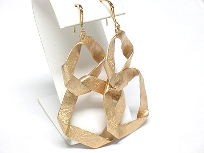 Scratched metal drop earring - brass metal