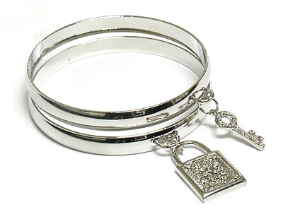 Crystal key and lock charm dangle double metal bangle