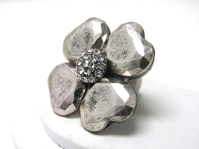 Crystal stud metal flower stretch ring