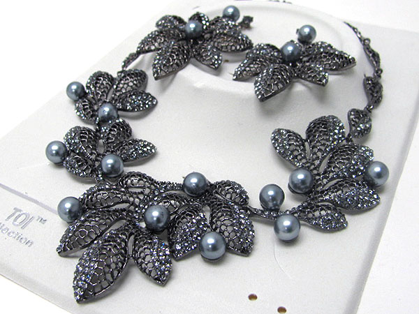 Luxurious austrian crystal line - crystal deco and filigree leaves party necklace earring set