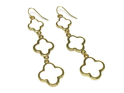 Enamel clover dangle earring