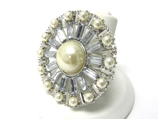 Pearl and facet glass deco large round adjustable ring