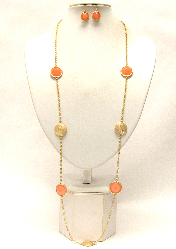 Pasterl tone multi facet acrylic stone and metal disk link long station necklace earring set