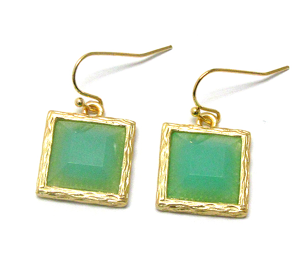 Facet glass and textured metal square earring